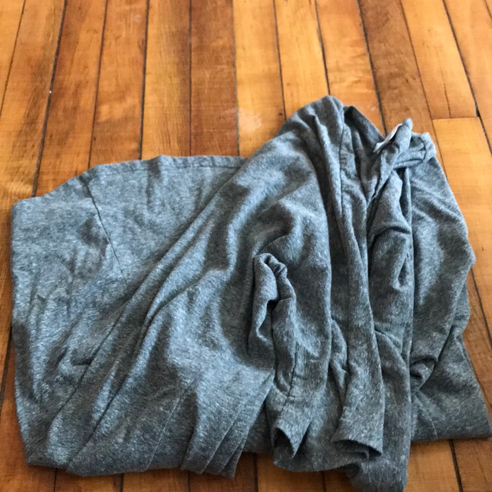 Lularoe grey Lindsay